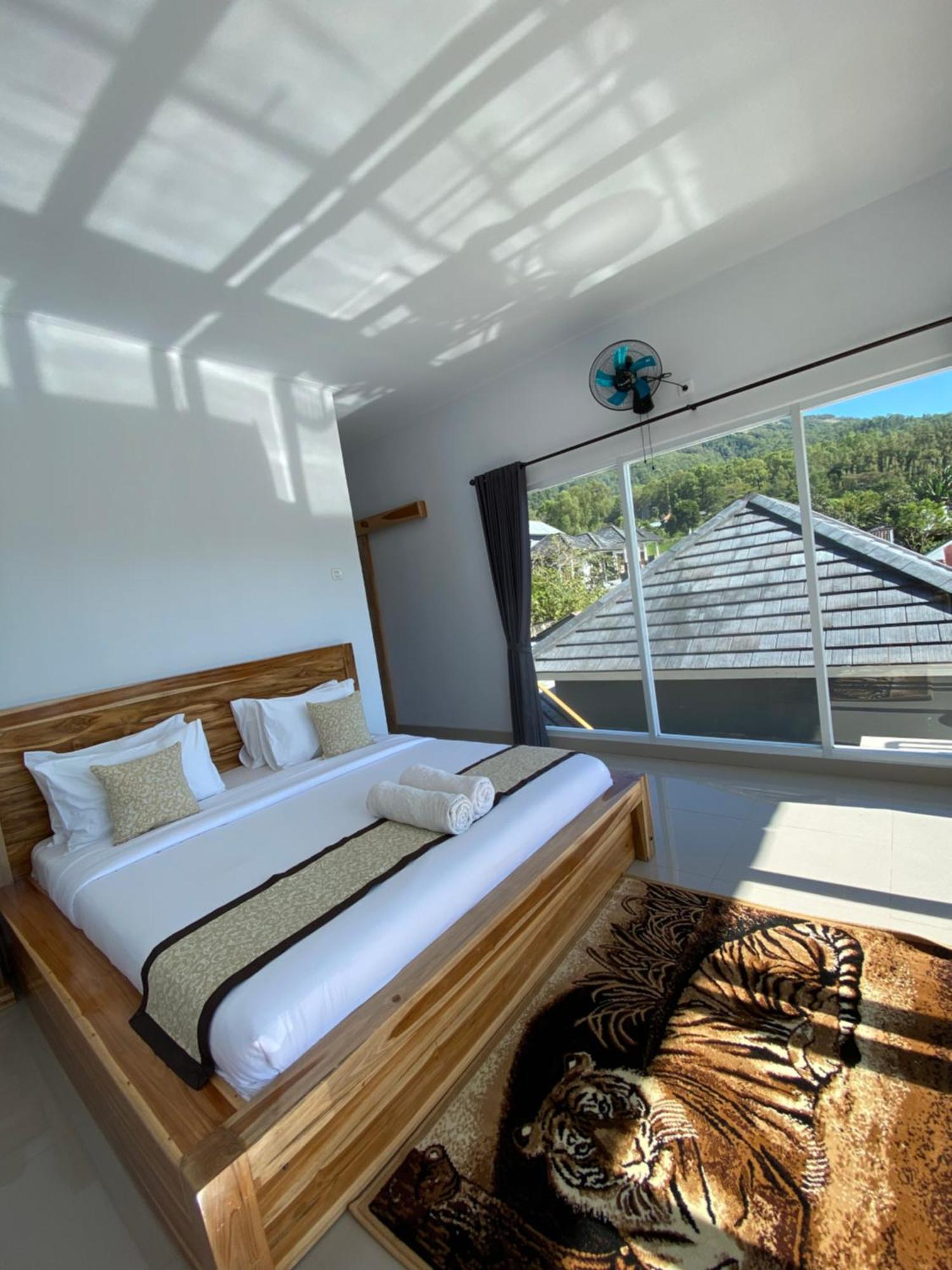 Batur Pyramid Guesthouse Kintamani  Exterior photo